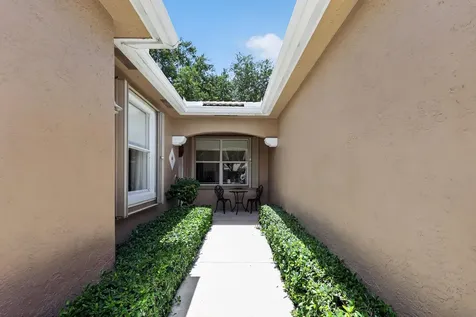2159 Man Of War West Palm Beach FL 33411