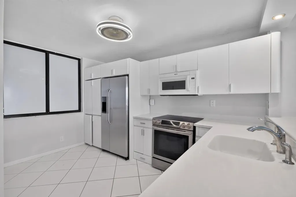 510 N Ocean Boulevard Pompano Beach FL 33062
