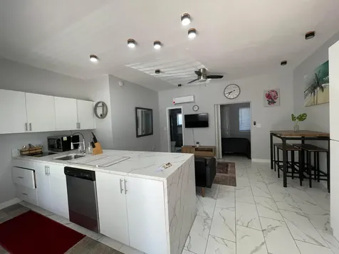 824 NE 4th Street Fort Lauderdale FL 33301