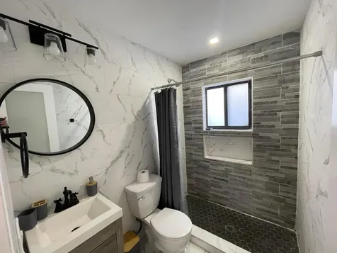 824 NE 4th Street Fort Lauderdale FL 33301