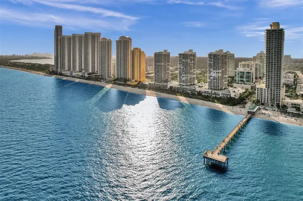 16425 Collins Avenue Sunny Isles Beach FL 33160