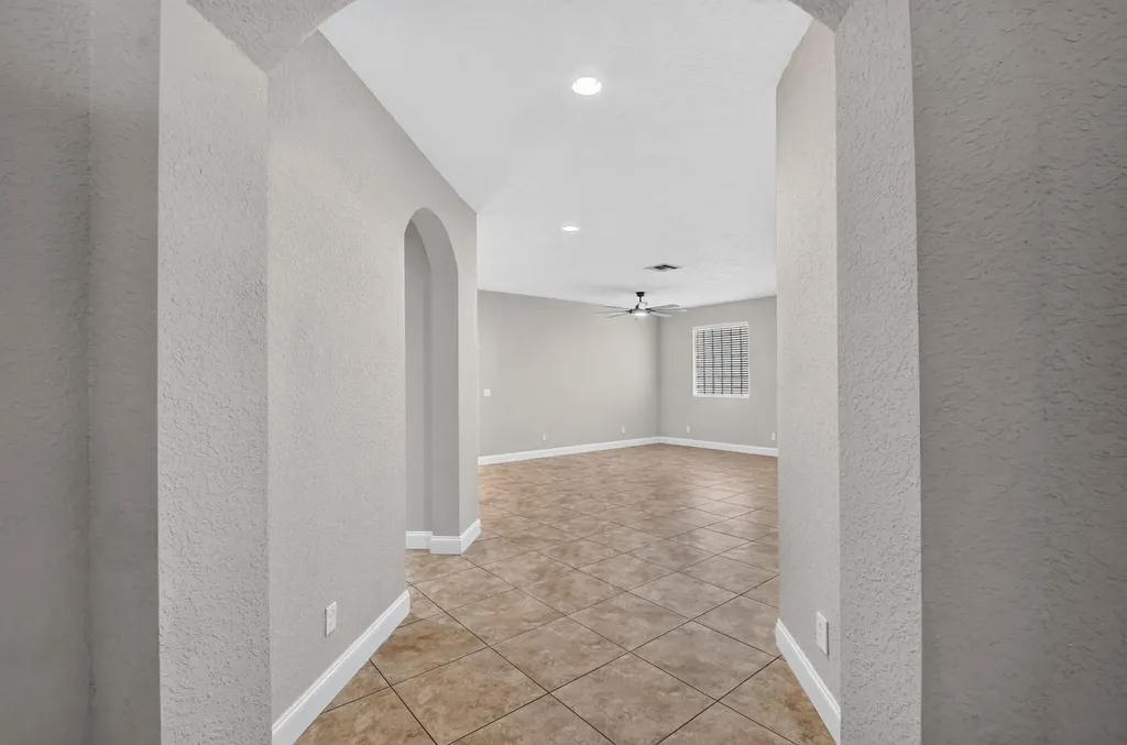 7082 Prudencia Drive Lake Worth FL 33463