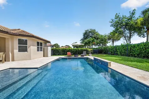 7082 Prudencia Drive Lake Worth FL 33463