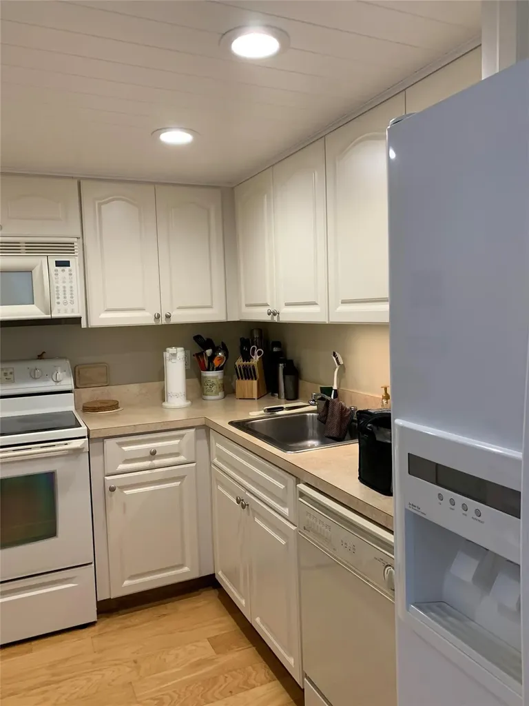 101 Briny Avenue Pompano Beach FL 33062