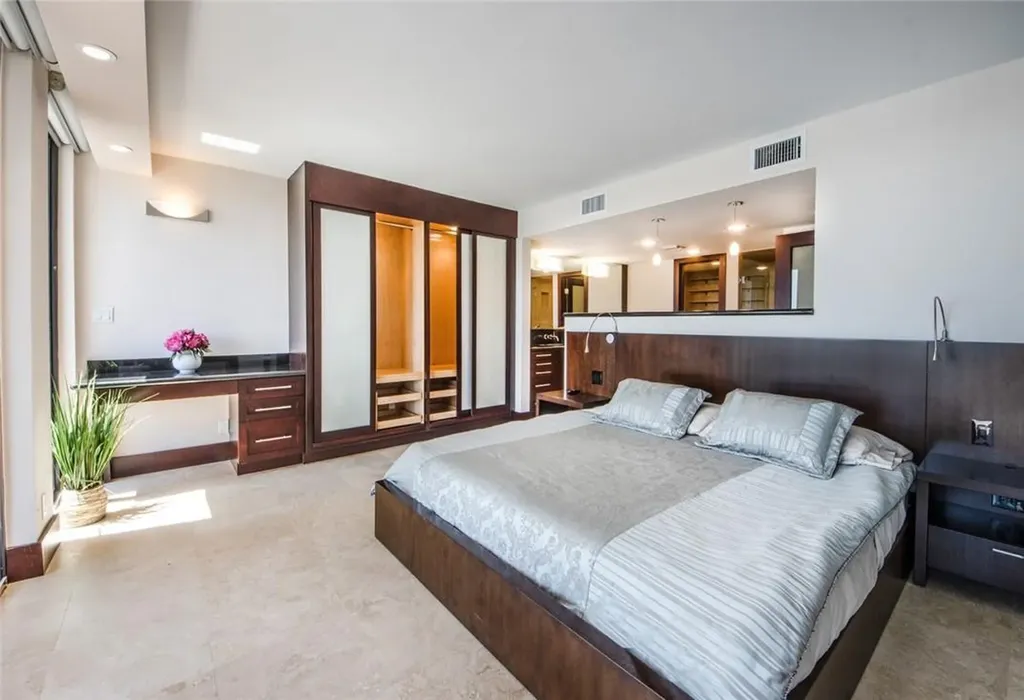 1800 S Ocean Drive Fort Lauderdale FL 33316