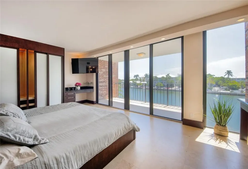 1800 S Ocean Drive Fort Lauderdale FL 33316