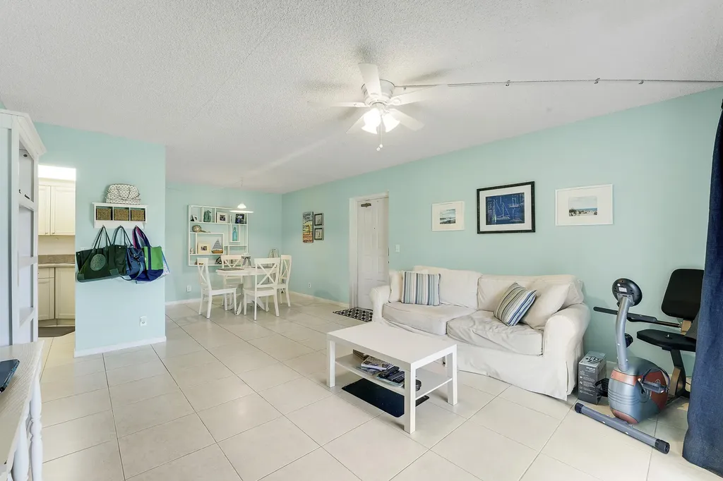 1112 Green Pine Boulevard West Palm Beach FL 33409