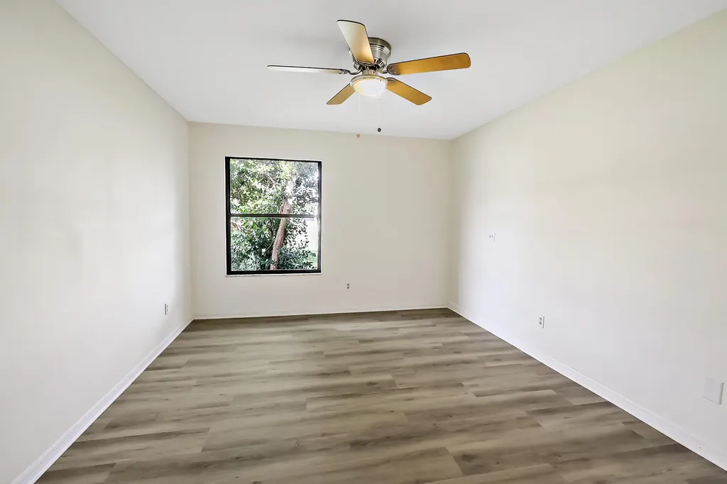 4690 SW Quezon Street Port St Lucie FL 34953