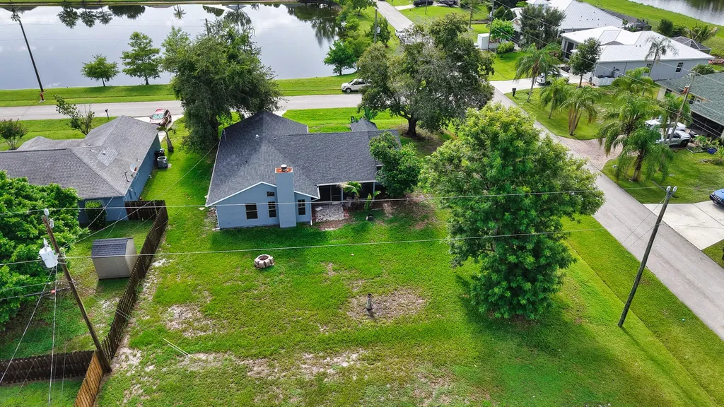 4690 SW Quezon Street Port St Lucie FL 34953