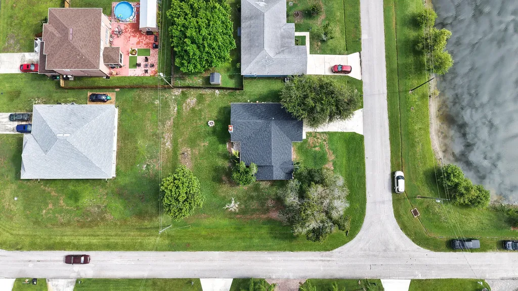 4690 SW Quezon Street Port St Lucie FL 34953