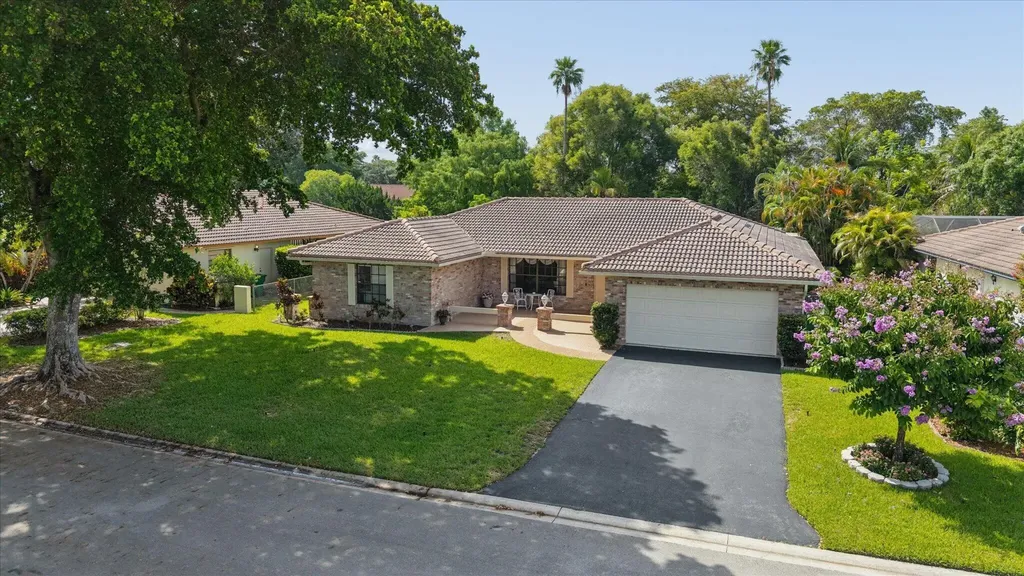 10884 NW 17th Manor Coral Springs FL 33071