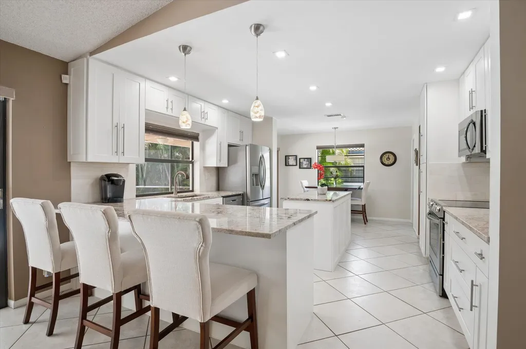 10884 NW 17th Manor Coral Springs FL 33071