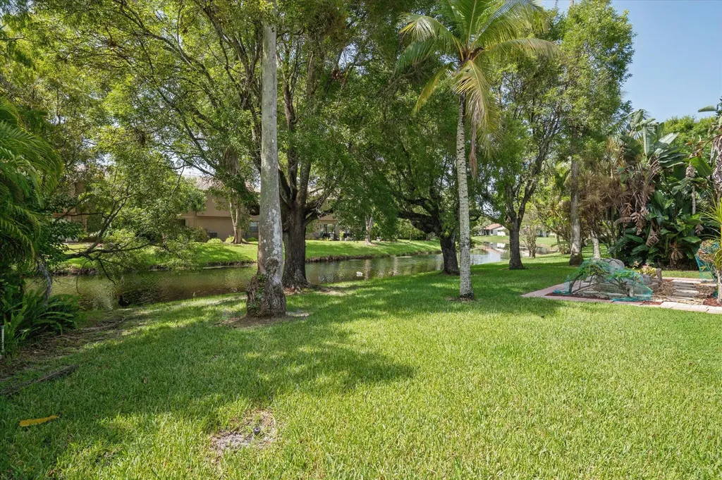 10884 NW 17th Manor Coral Springs FL 33071