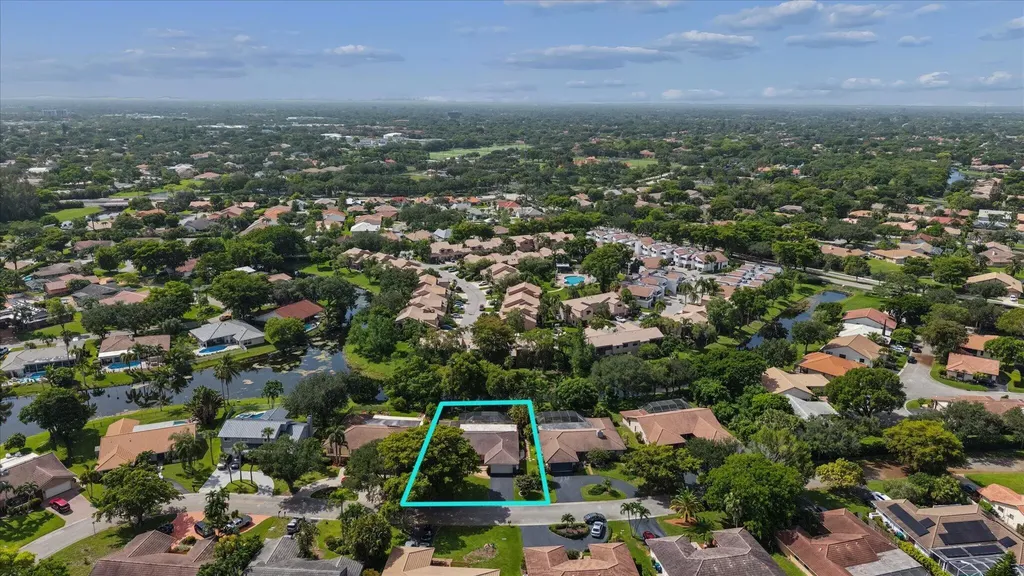 10884 NW 17th Manor Coral Springs FL 33071