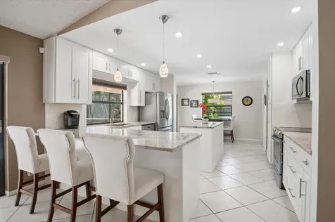 10884 NW 17th Manor Coral Springs FL 33071