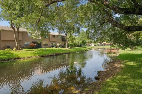 10884 NW 17th Manor Coral Springs FL 33071
