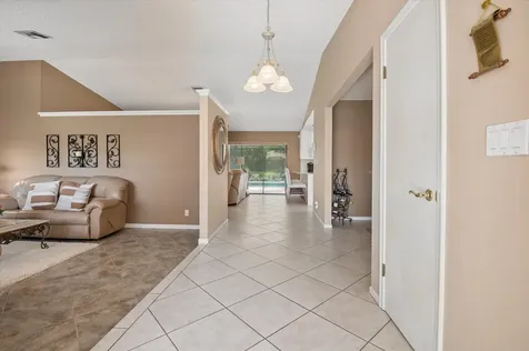 10884 NW 17th Manor Coral Springs FL 33071
