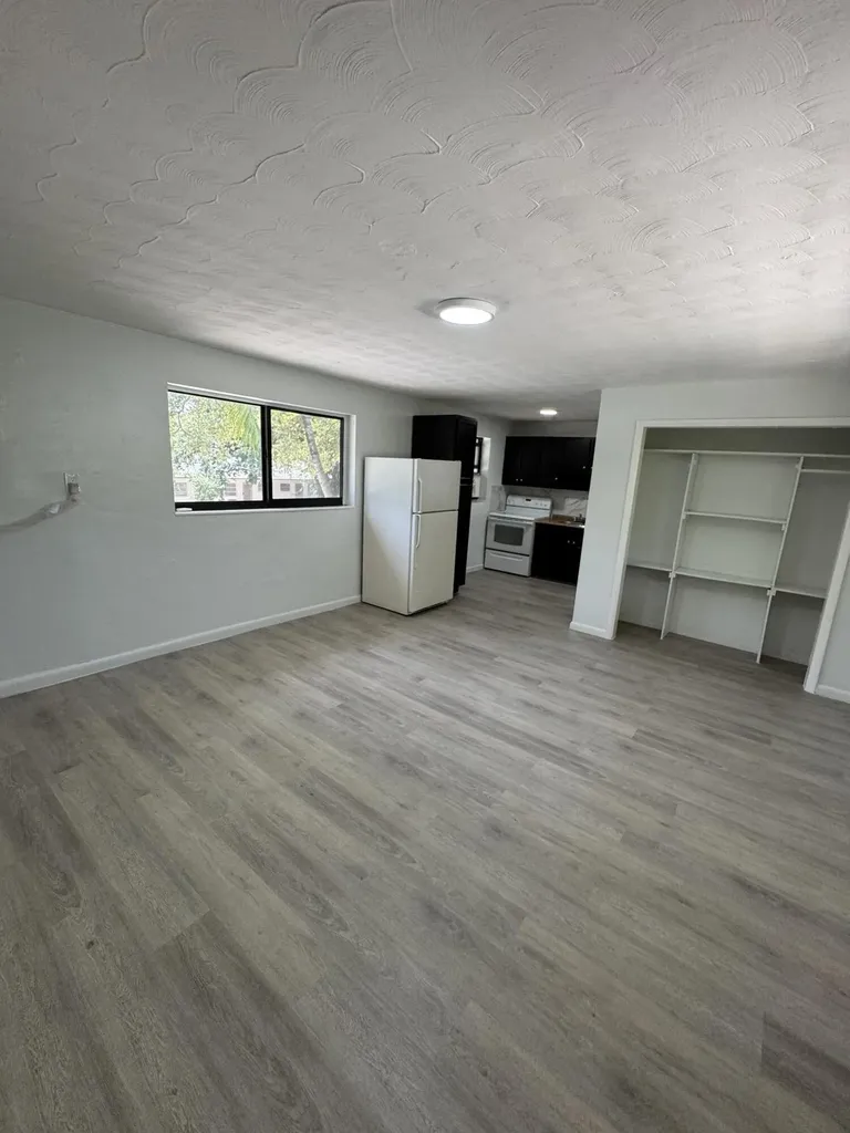 1113 SW 15th Terrace Fort Lauderdale FL 33312