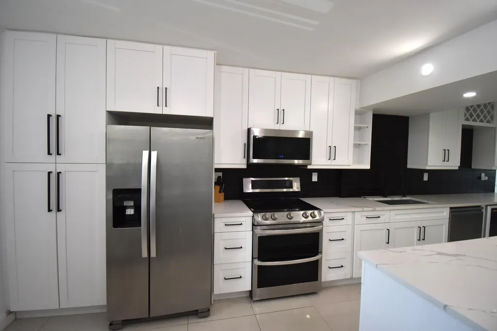 2768 S Carambola Circle S Coconut Creek FL 33066