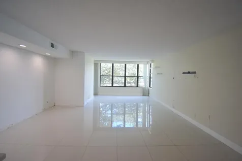 2768 S Carambola Circle S Coconut Creek FL 33066