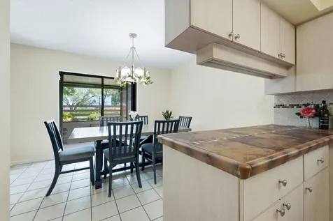 118 Beaumont Lane Palm Beach Gardens FL 33410
