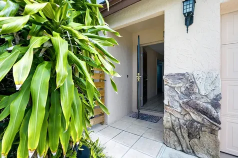 118 Beaumont Lane Palm Beach Gardens FL 33410