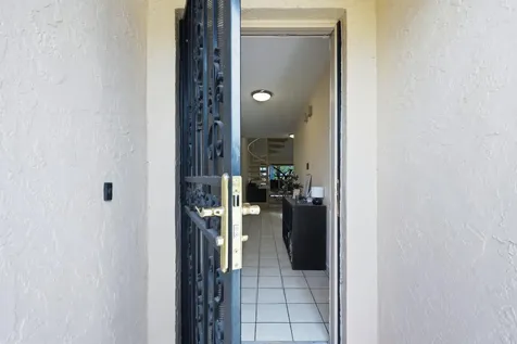 118 Beaumont Lane Palm Beach Gardens FL 33410