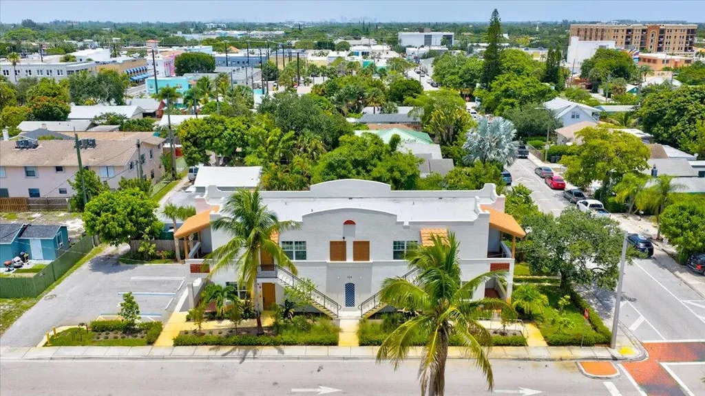 129 S K Street Lake Worth Beach FL 33460