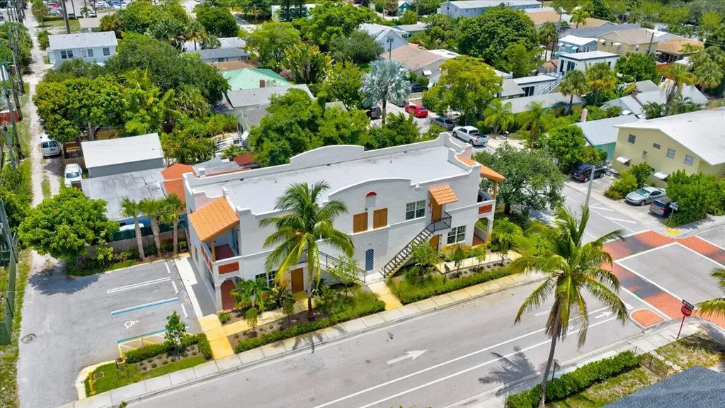 129 S K Street Lake Worth Beach FL 33460