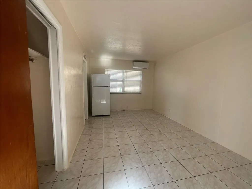 1727 Dewey Street Hollywood FL 33020