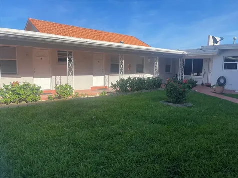 1727 Dewey Street Hollywood FL 33020