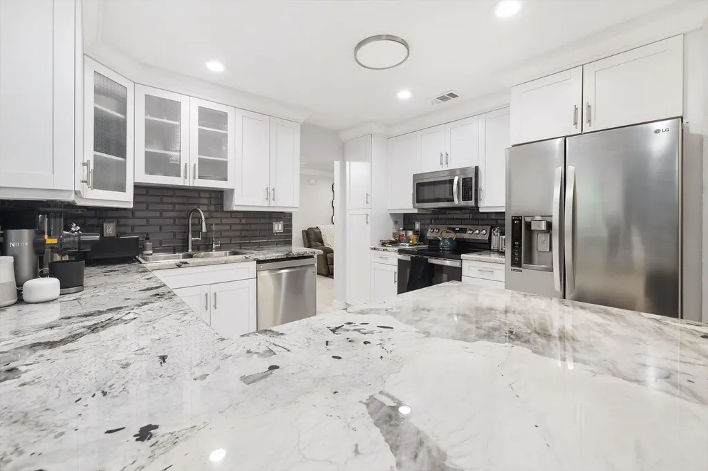 2045 Pinehurst Drive West Palm Beach FL 33407