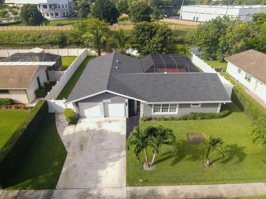 2045 Pinehurst Drive West Palm Beach FL 33407