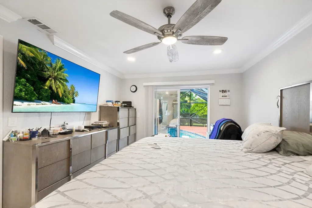 2045 Pinehurst Drive West Palm Beach FL 33407