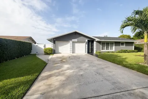 2045 Pinehurst Drive West Palm Beach FL 33407