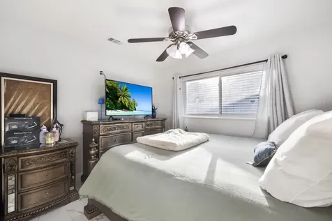 2045 Pinehurst Drive West Palm Beach FL 33407