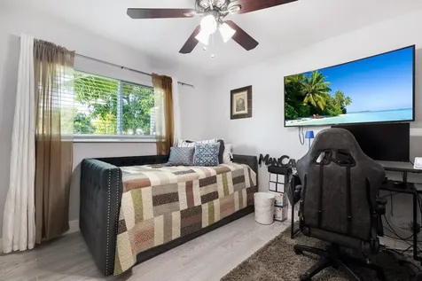 2045 Pinehurst Drive West Palm Beach FL 33407