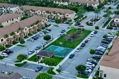 9207 W 33rd Lane Hialeah FL 33018