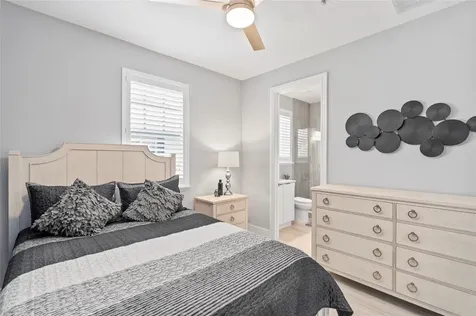 2241 NE 9th Avenue Wilton Manors FL 33305