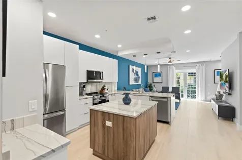 2241 NE 9th Avenue Wilton Manors FL 33305