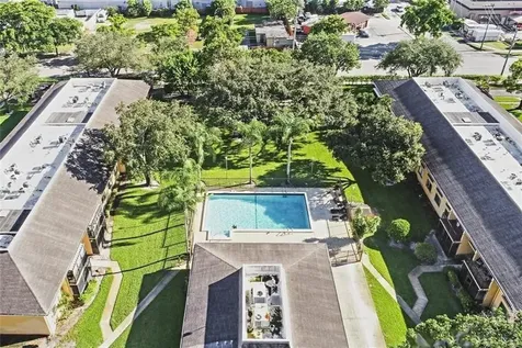 5825 Washington Street Hollywood FL 33023