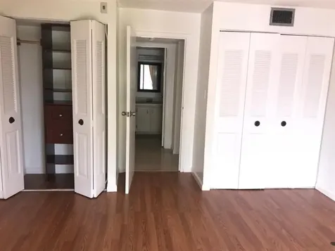 5825 Washington Street Hollywood FL 33023