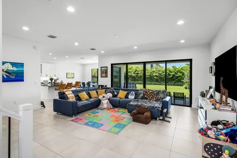 8381 Fishers Island Way Boca Raton FL 33434
