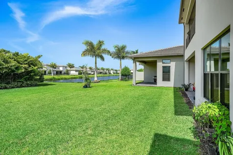 8381 Fishers Island Way Boca Raton FL 33434