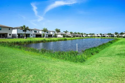 8381 Fishers Island Way Boca Raton FL 33434