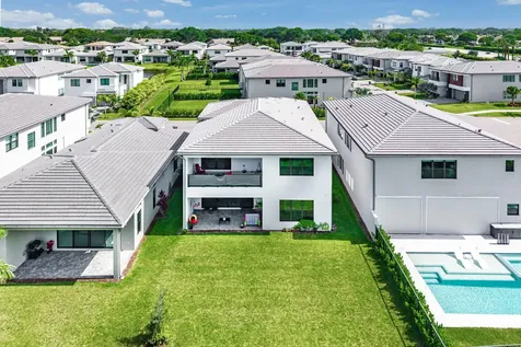 8381 Fishers Island Way Boca Raton FL 33434