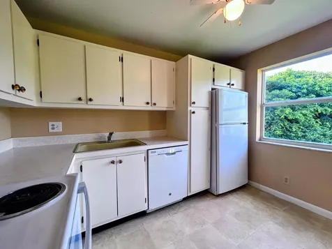 21 Colonial Club Drive Boynton Beach FL 33435