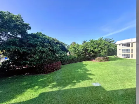21 Colonial Club Drive Boynton Beach FL 33435