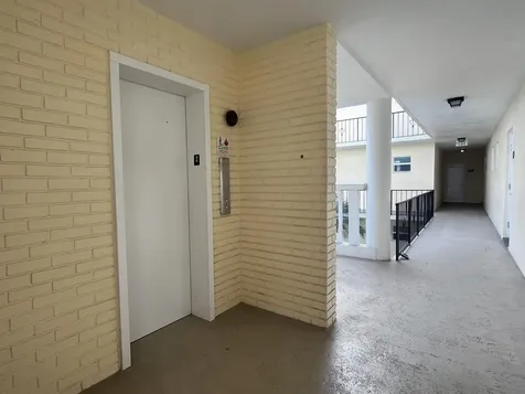 21 Colonial Club Drive Boynton Beach FL 33435