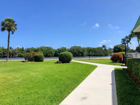21 Colonial Club Drive Boynton Beach FL 33435